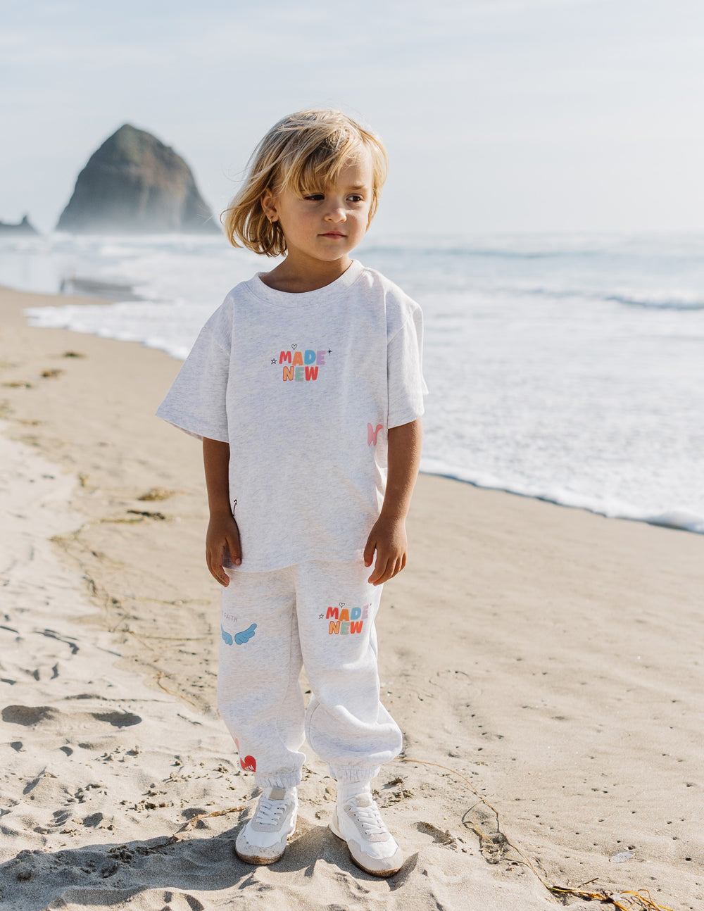 Nouveau t-shirt pour enfants créé