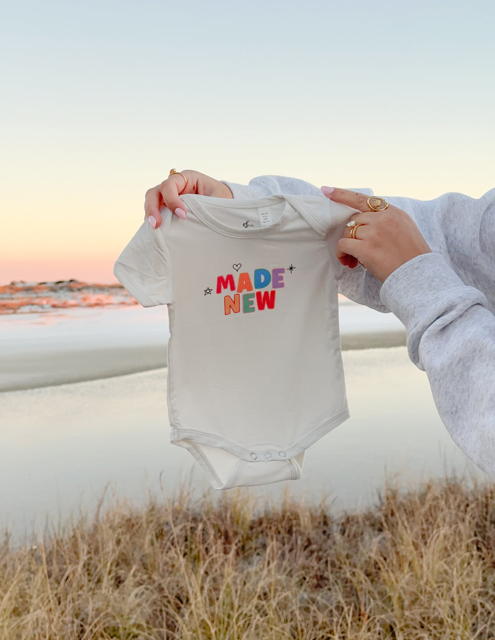 A fait un nouveau pyjama-grenouillère