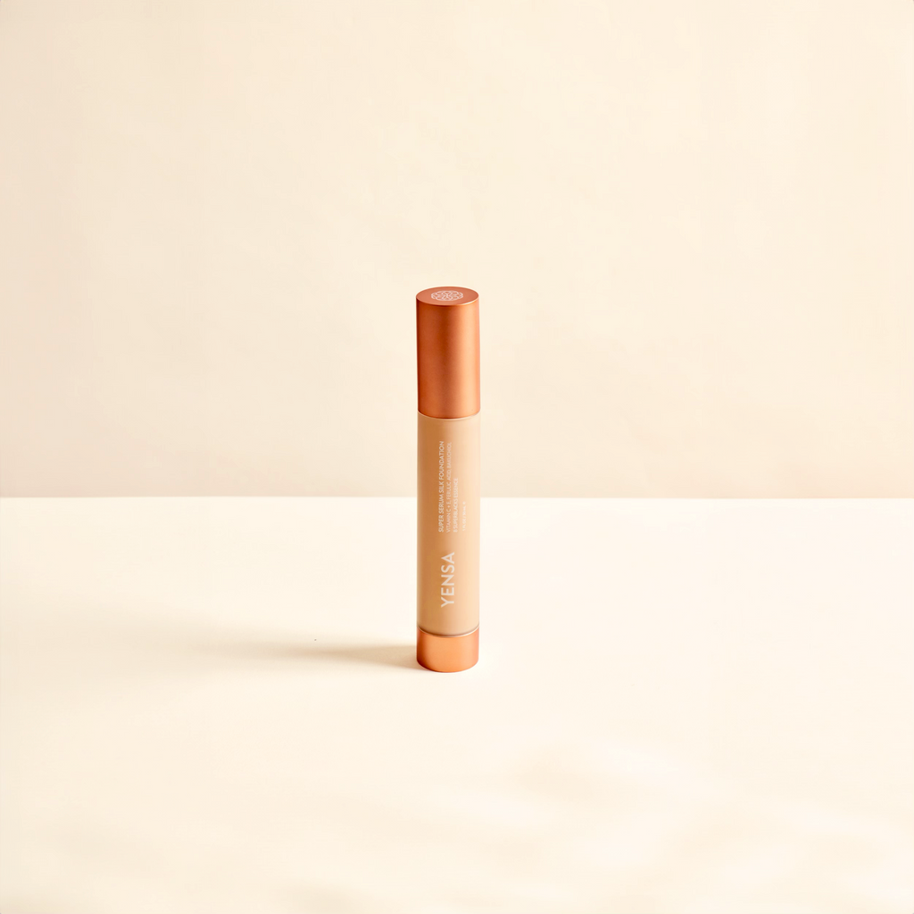Fond de teint peptide hydratant Super Sérum Soie Éclat Naturel pour une peau éclatante