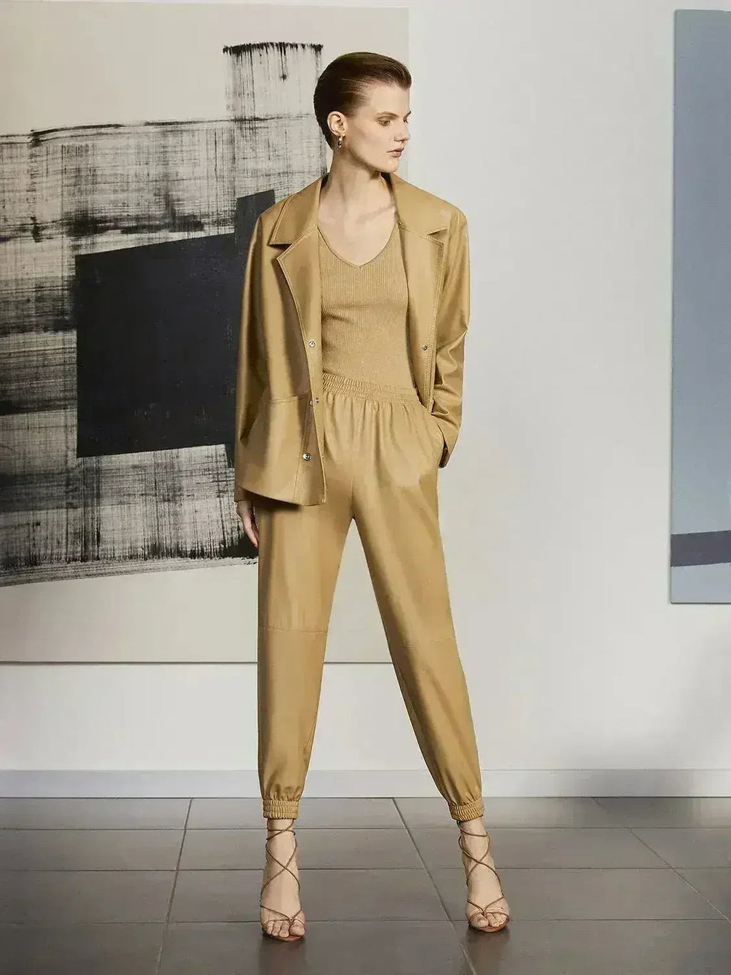 Veste en cuir croisée