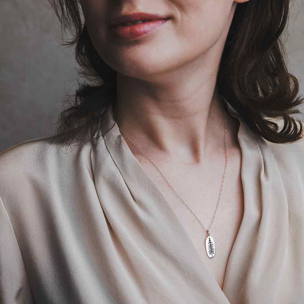 Collier en argent sterling avec pendentif arbre de pin – Breloque nature minimaliste