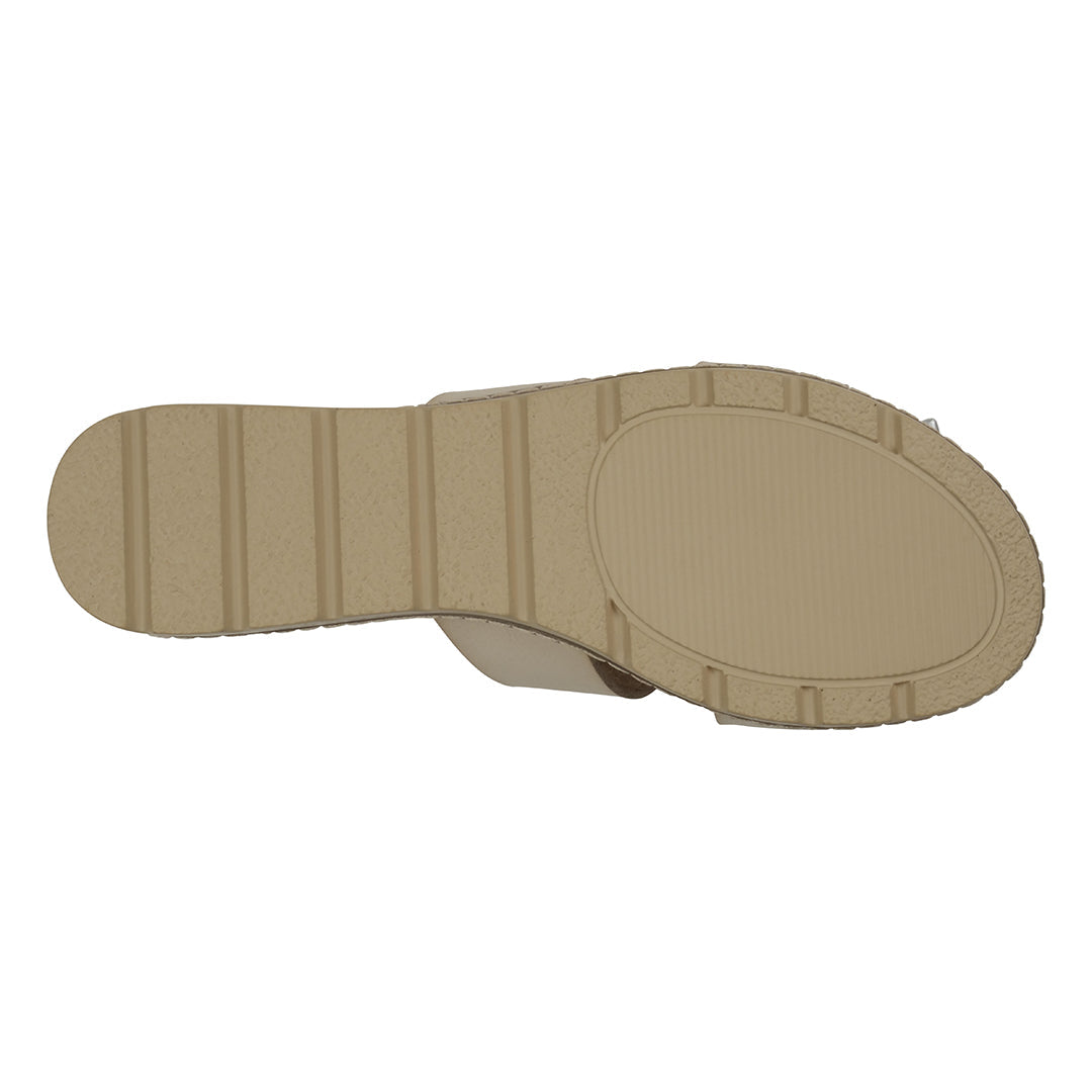 Sandales plates ajourées Nellie beiges pour femme de GC Shoes en cuir vegan à enfiler