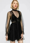 Robe évasée noire à pois en maille, col smocké pour femme