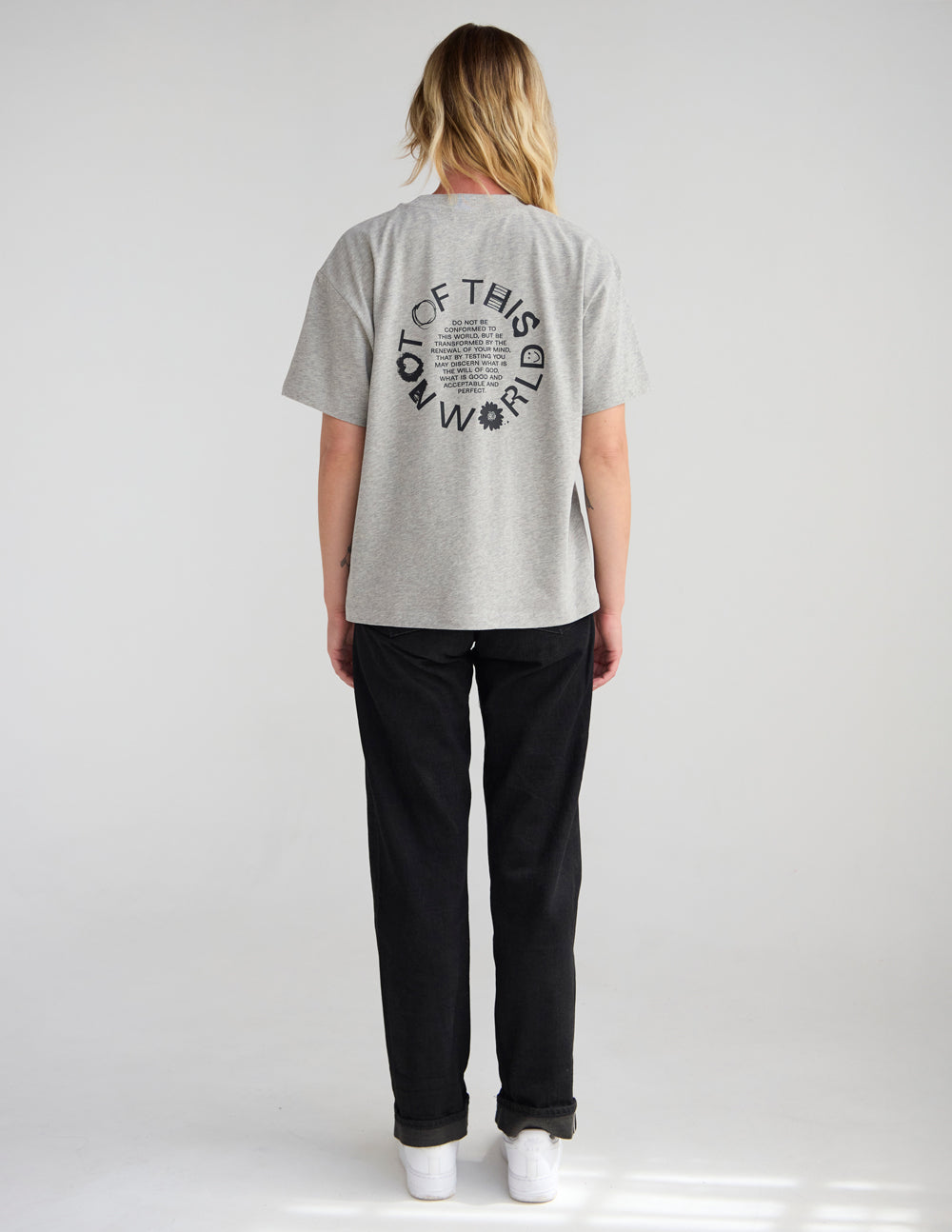 T-shirt Unisexe Beige « Pas de ce Monde »