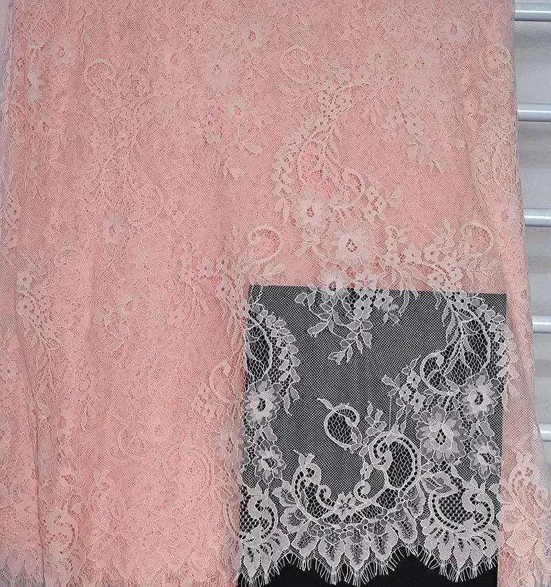 3 mètres/lot de Tissu en Dentelle de Chantilly Française Blanc cassé, Cils Broderie Dentelle Artisanat Voile de Mariée Accessoire de Dentelle Largeur 150cm