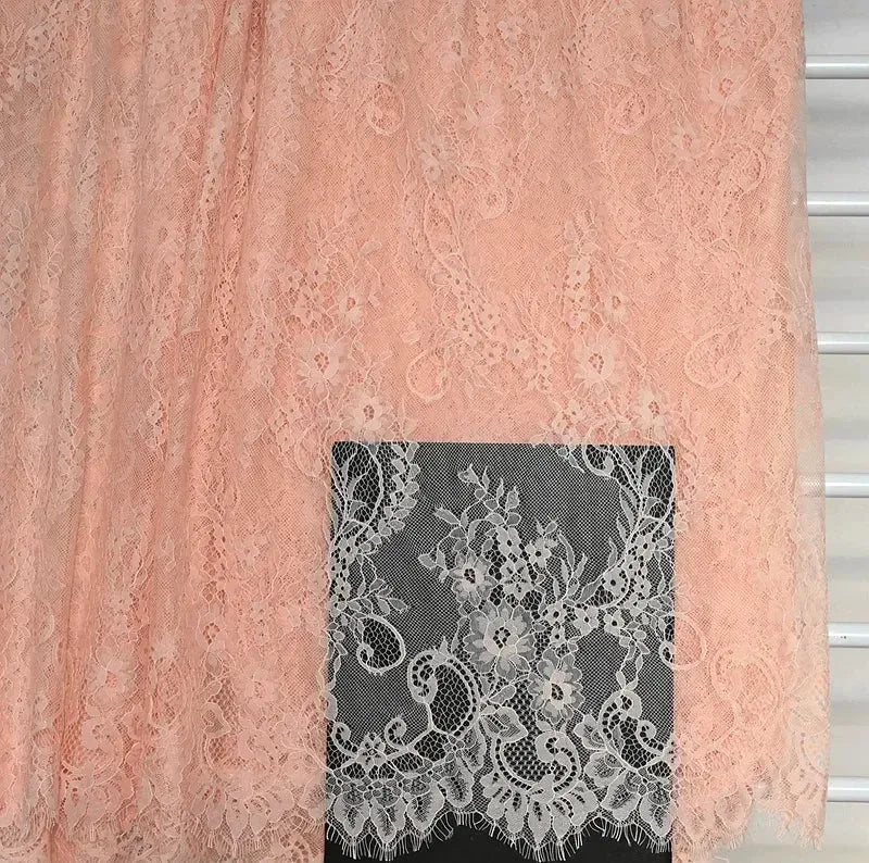 3 mètres/lot de Tissu en Dentelle de Chantilly Française Blanc cassé, Cils Broderie Dentelle Artisanat Voile de Mariée Accessoire de Dentelle Largeur 150cm