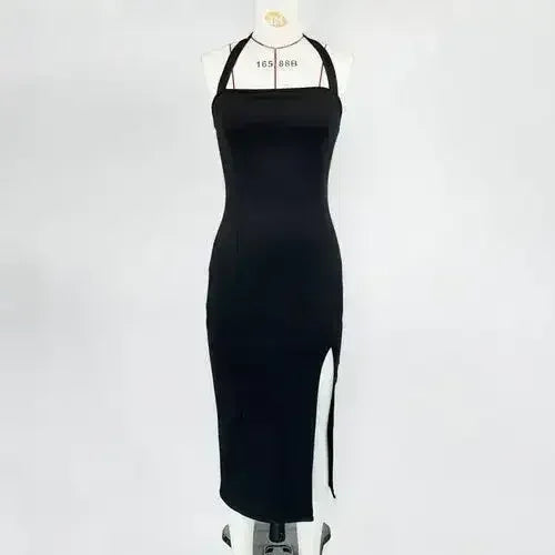 Robe élégante dos nu et tour de cou pour femme