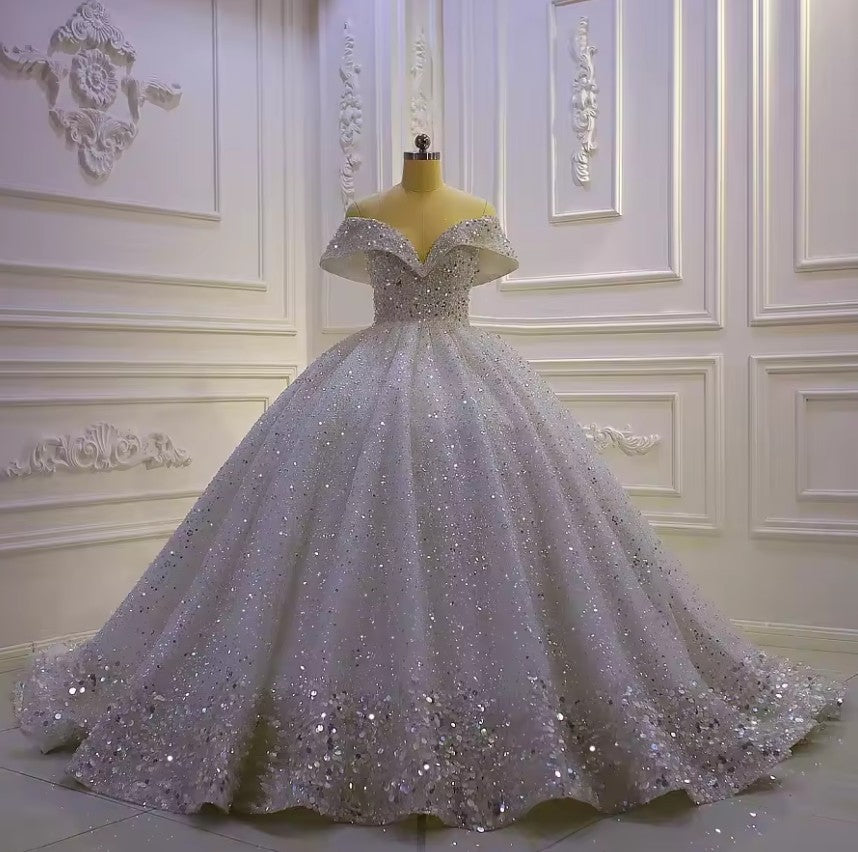 Robe de mariée luxueuse à épaules dénudées avec perles brillantes EDL178