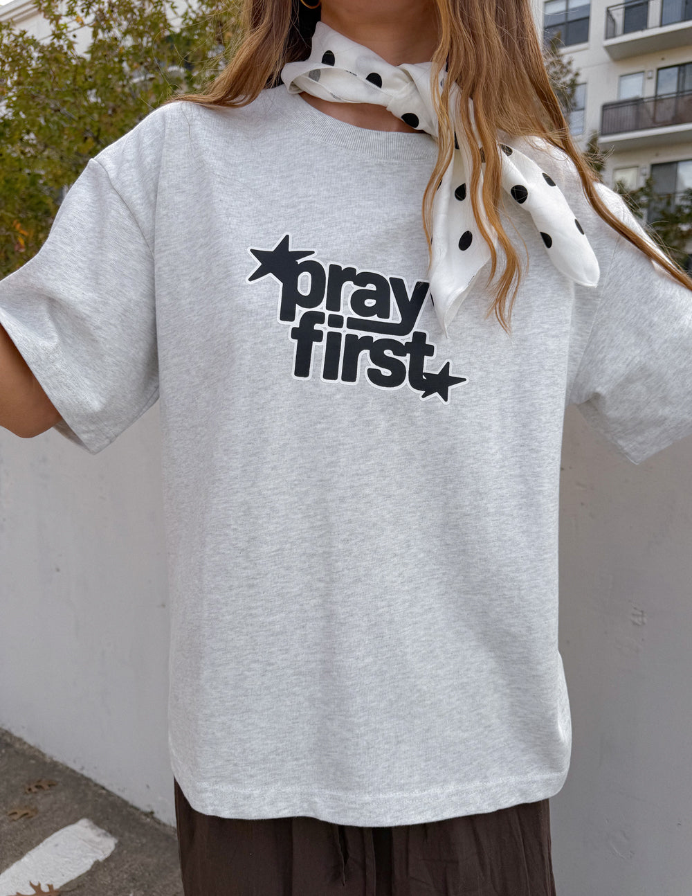T-shirt lourd Pray First