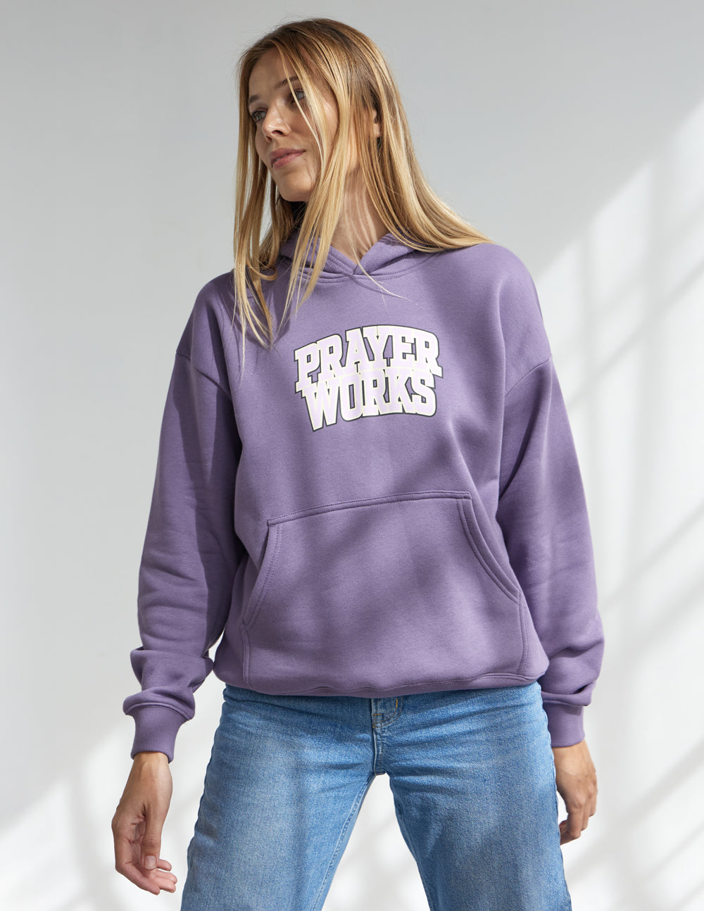 Sweat à capuche unisexe "La prière fonctionne"