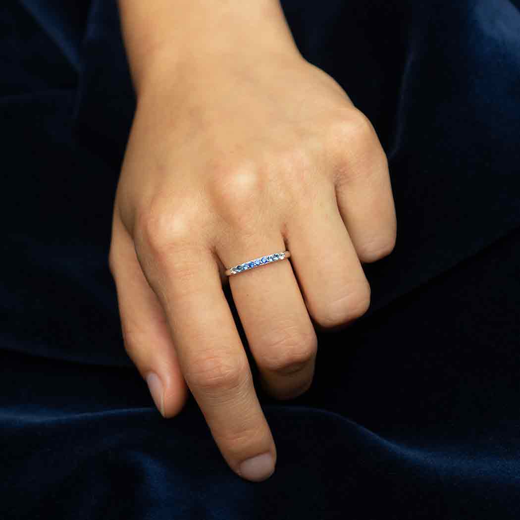 Bague en argent sterling avec dégradé bleu et nano-gemmes - Taille 6