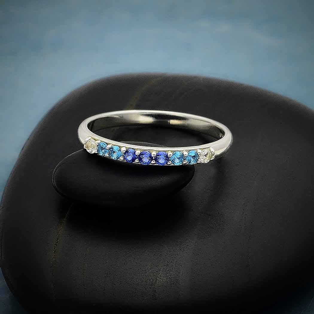 Bague en argent sterling avec dégradé bleu et nano-gemmes - Taille 6