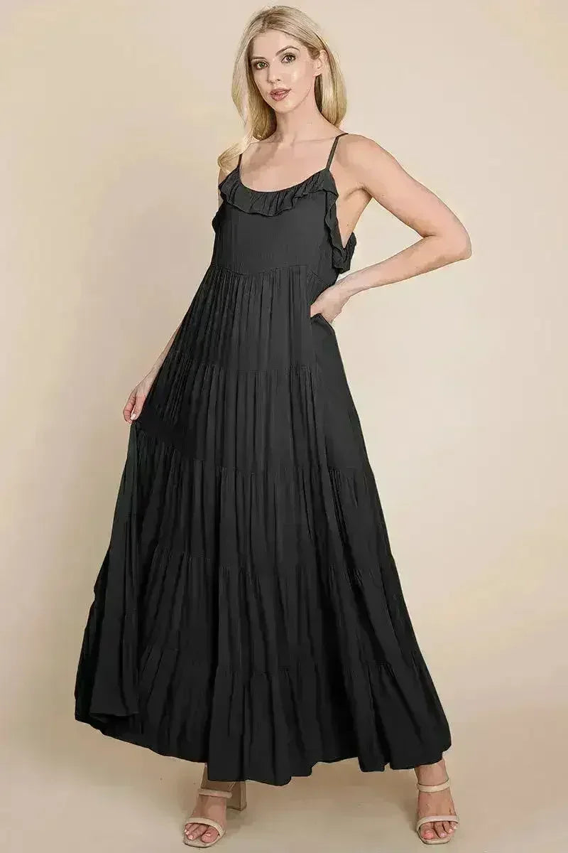Robe longue cami étagée à fines bretelles