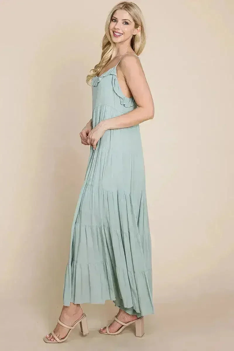 Robe longue cami étagée à fines bretelles