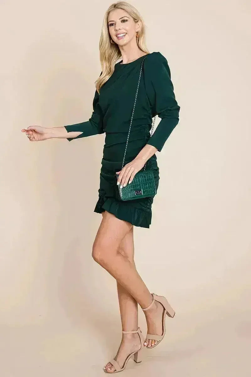 Robe Courte à Manches Longues avec Fronces et Ourlet Volanté