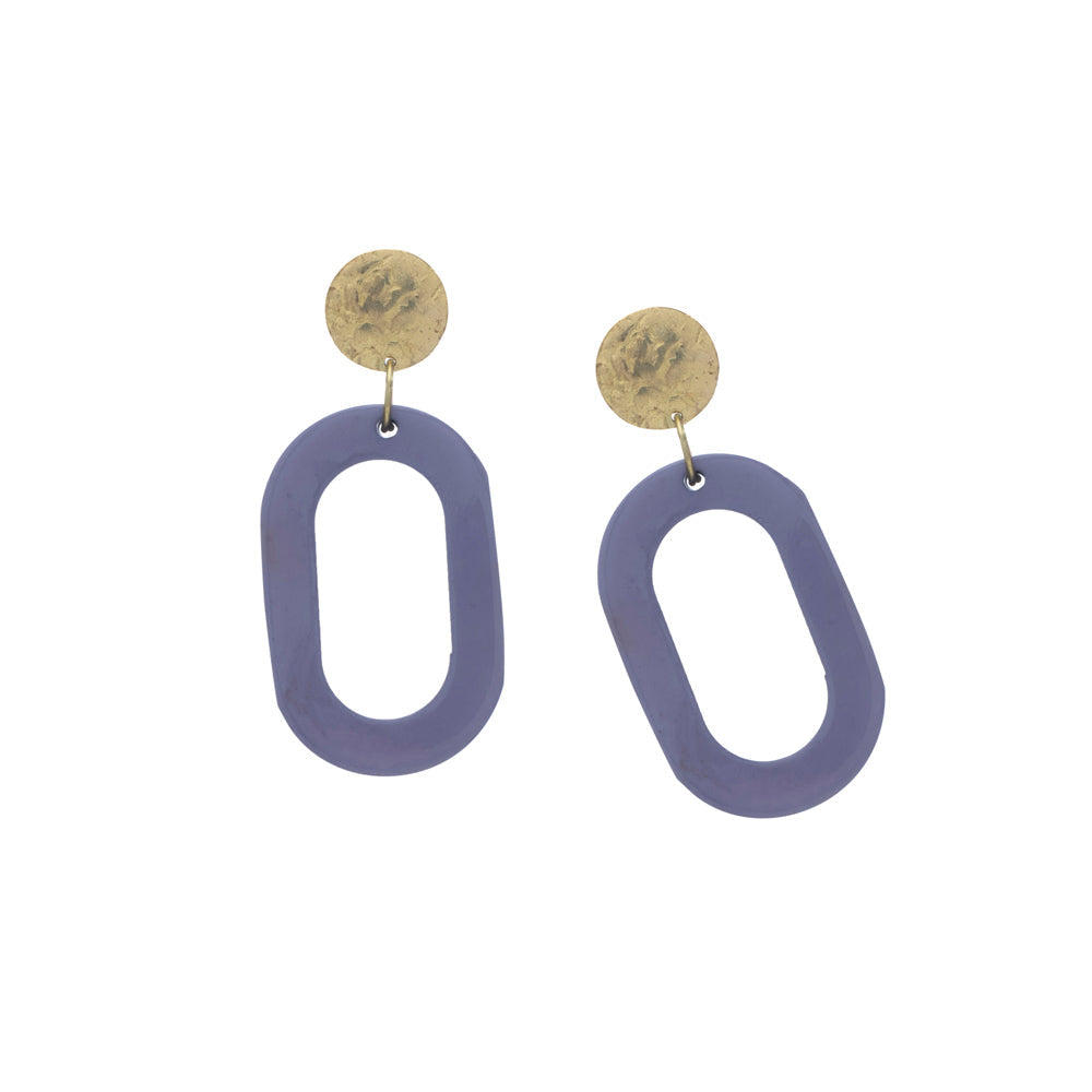 L'Infini aux boucles d'oreilles bleues