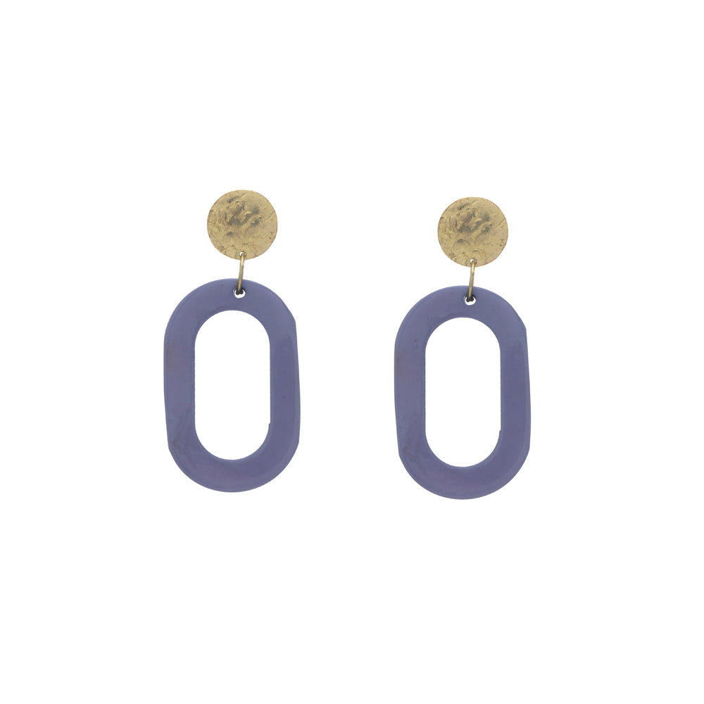 L'Infini aux boucles d'oreilles bleues