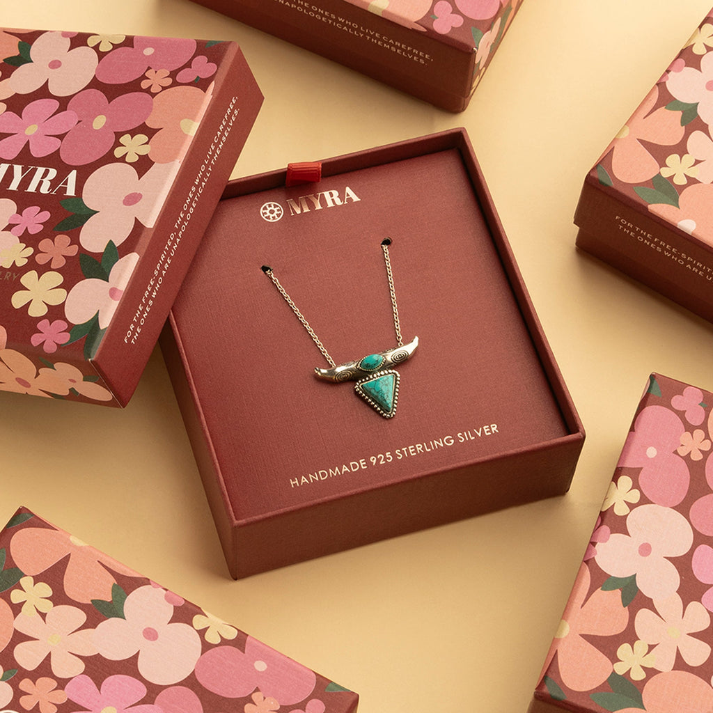 Collier pendentif Villa Trail