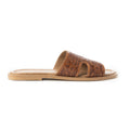 Sandales à enfiler en cuir embossé Myra Carmina Anne Tan pour femme – Claquettes style western avec clous