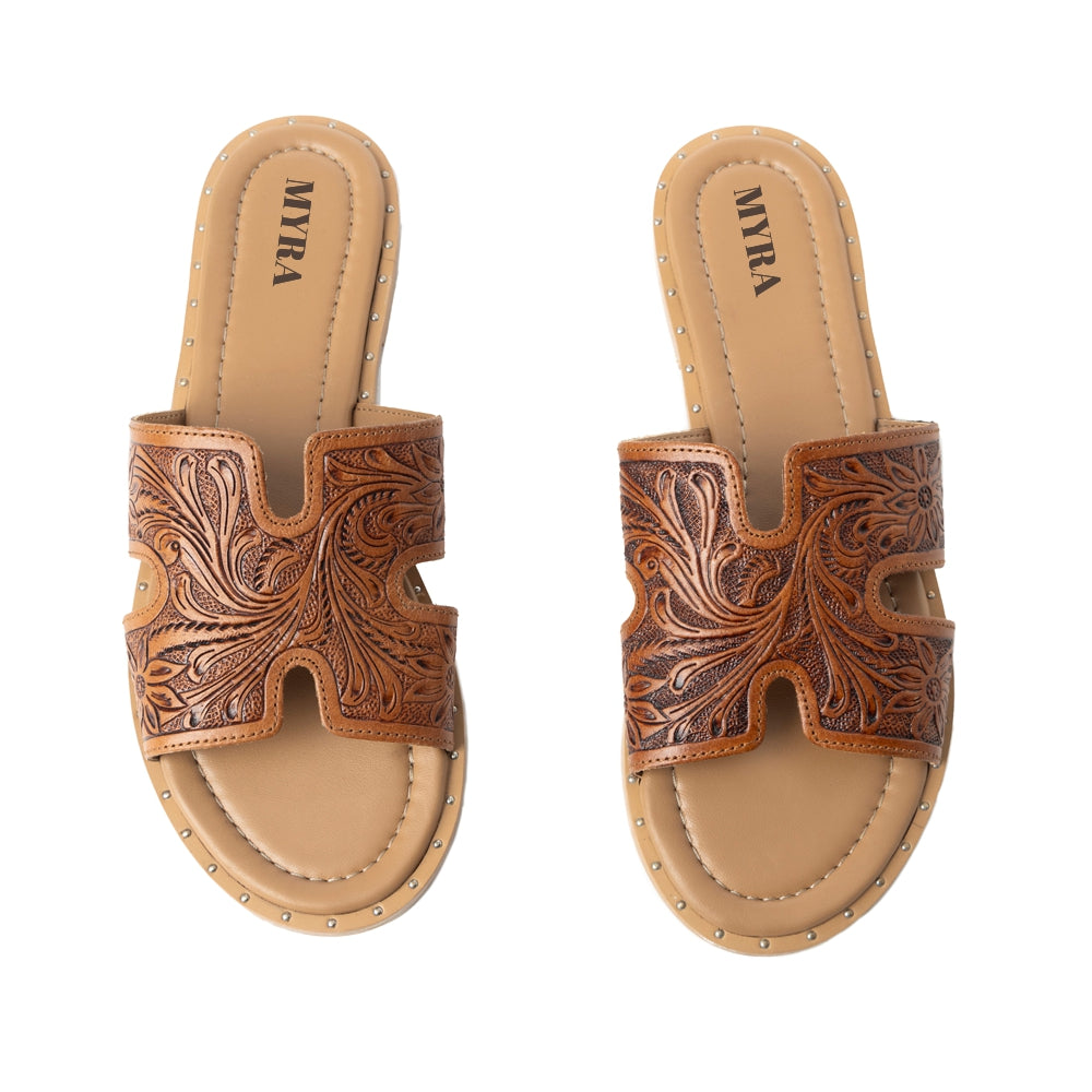 Sandales à enfiler en cuir embossé Myra Carmina Anne Tan pour femme – Claquettes style western avec clous