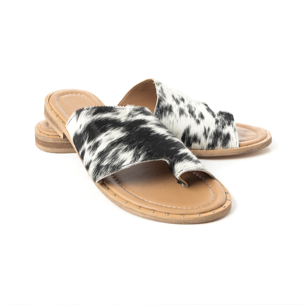 Sandales en cuir Myra Kimmee Trail Hairon pour femme – Claquettes plates à bout ouvert pour le ranch et l'été