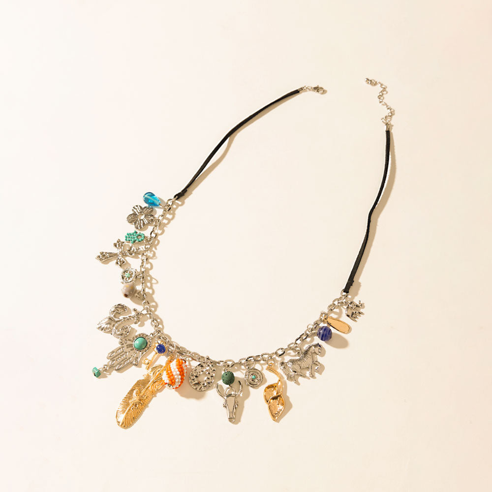 Collier de la Collection O'mine de Myra Charms