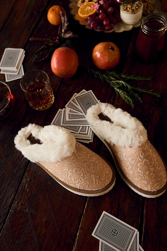 Pantoufles en cuir gaufré Snowdrift, beiges et hivernales