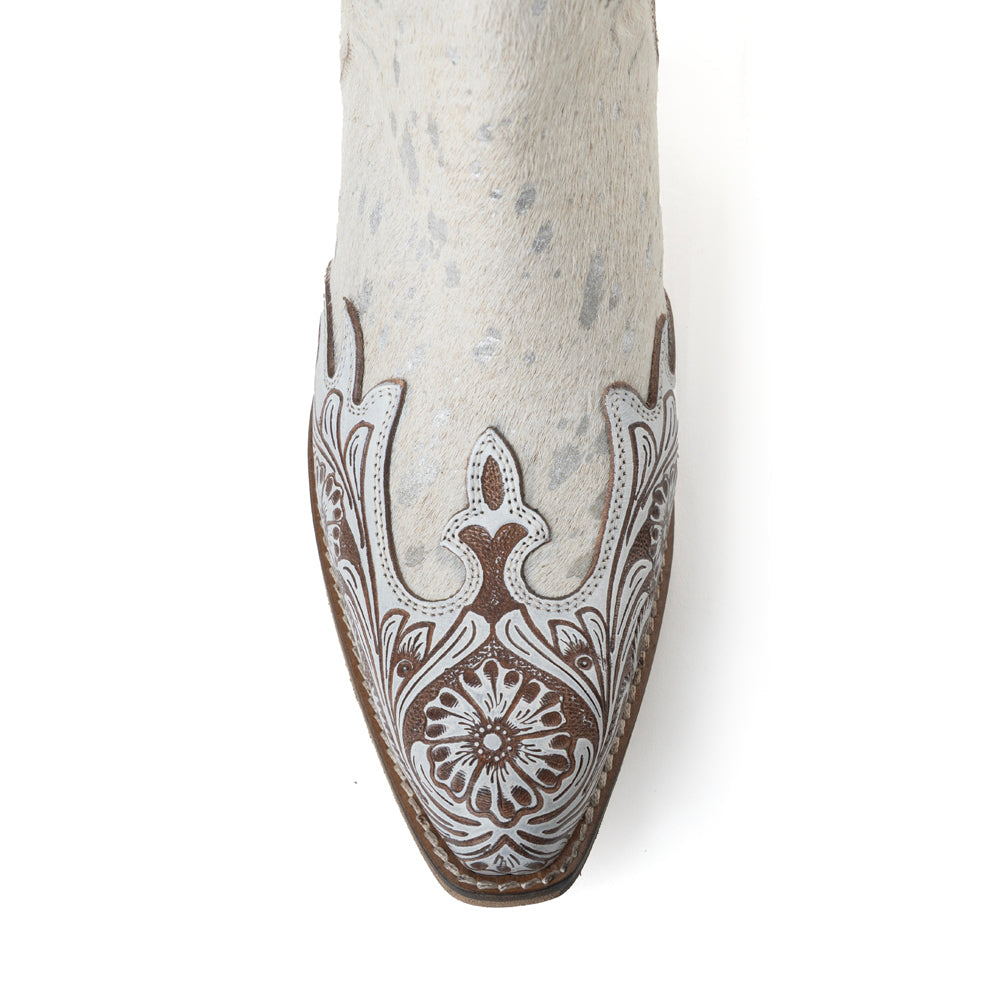 Bottines en cuir ciselé Myra Starlit Range, coloris Frosted Mist