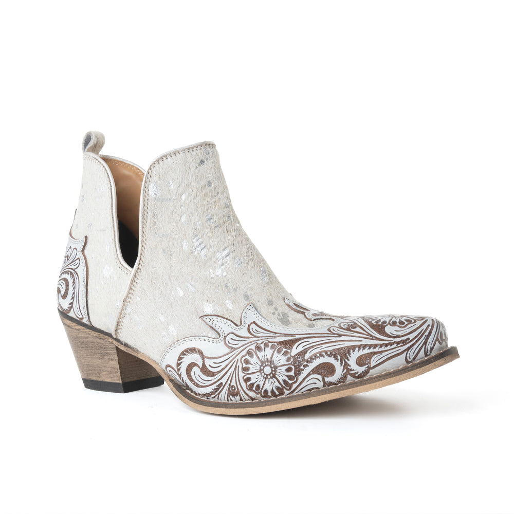 Bottines en cuir ciselé Myra Starlit Range, coloris Frosted Mist