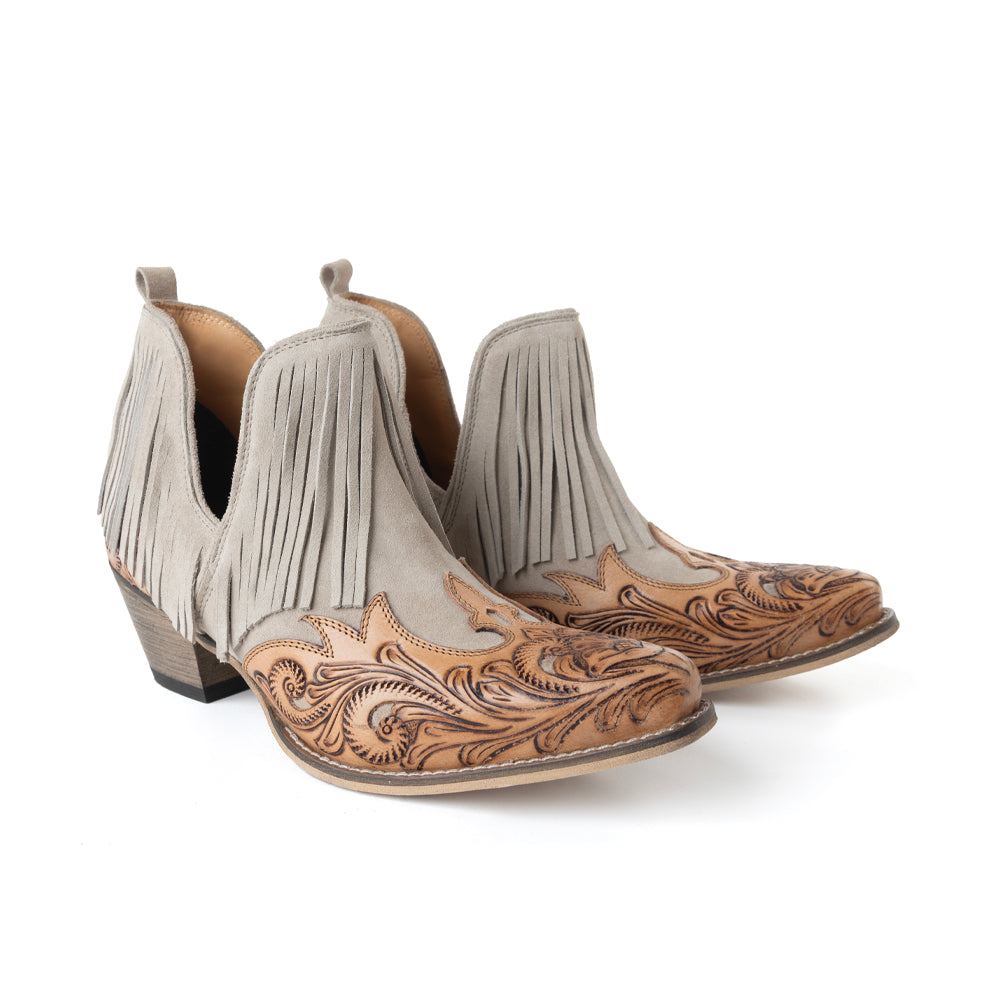 Bottines en cuir ciselé Myra Cimarron Belle frangées, coloris Wild Tan
