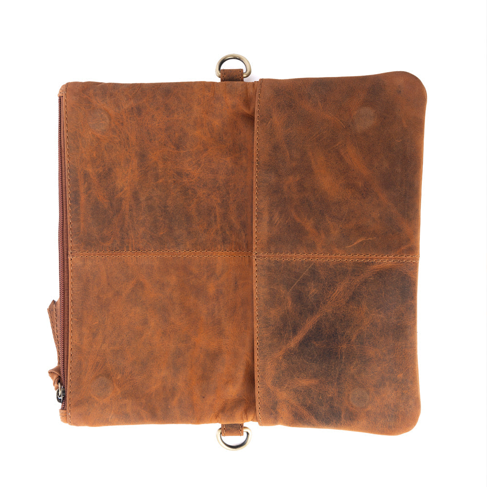 Yellowstone Palisade Clutch Bag with Rivets in Amber