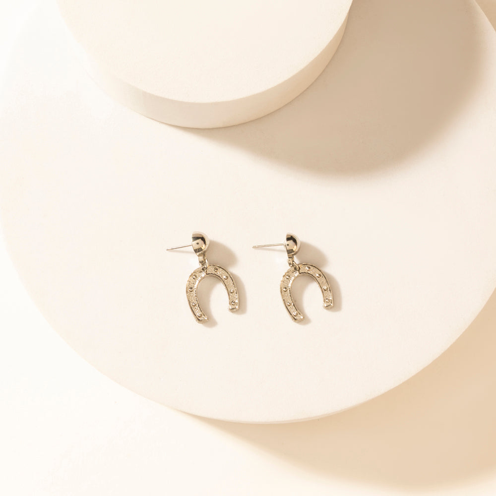 Boucles d'oreilles Myra Moonbeam serties en argent brillant