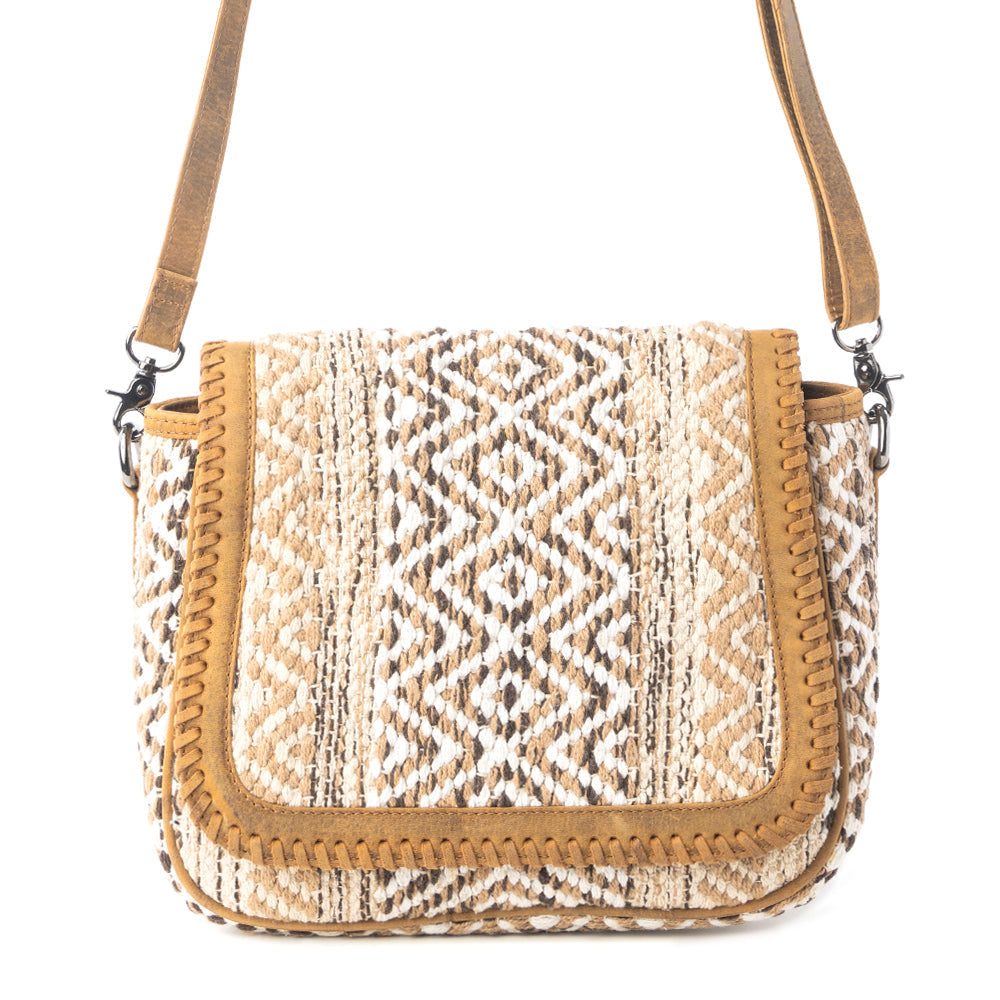 Sac à bandoulière tissé Myra Moonlace Range en Beige Mojave