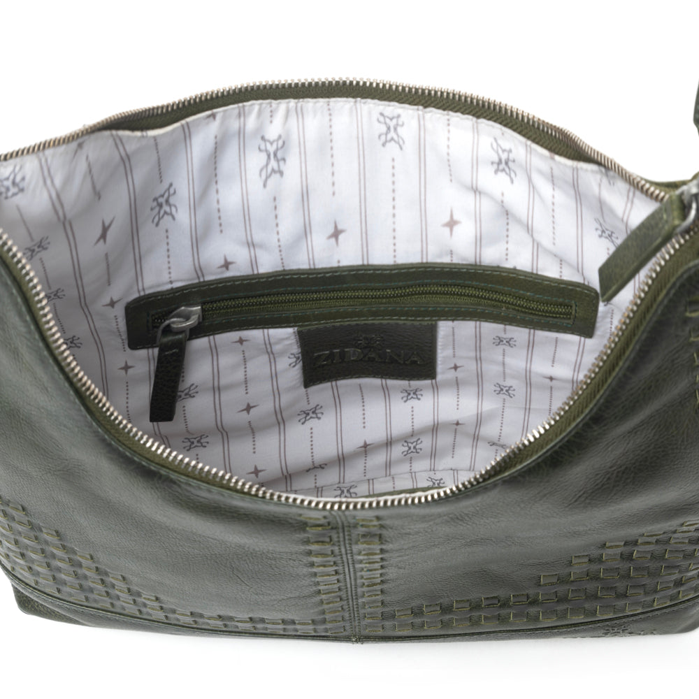 Sac en cuir au tannage végétal Myra Zidana Marlowe Dusk, coloris Twilight Smoke
