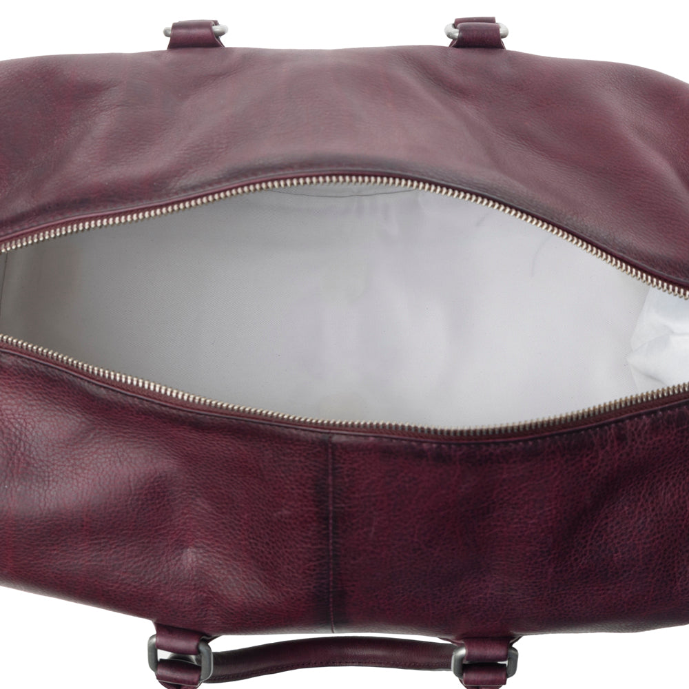 Sac de voyage Myra Zidana en cuir tanné végétal coloris Dusty Berry