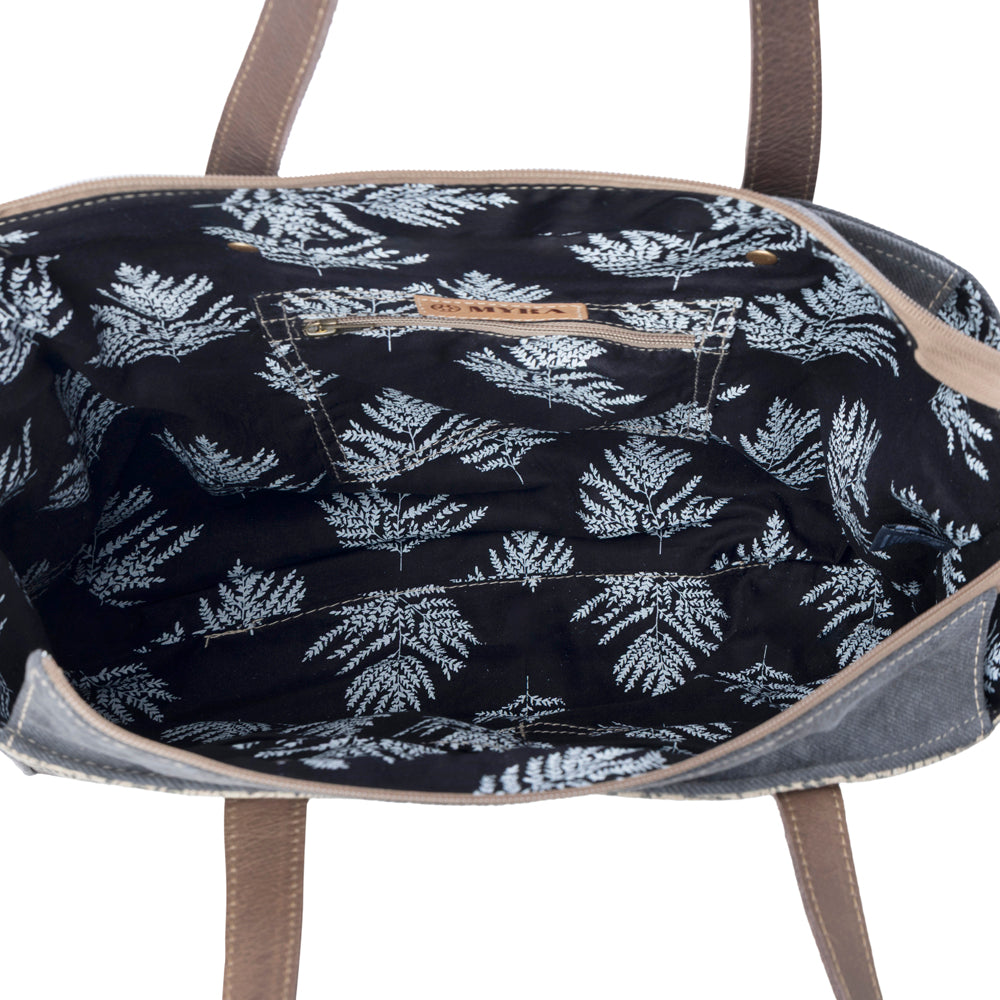 Myra Willow Mesa Messenger en Radial Sand