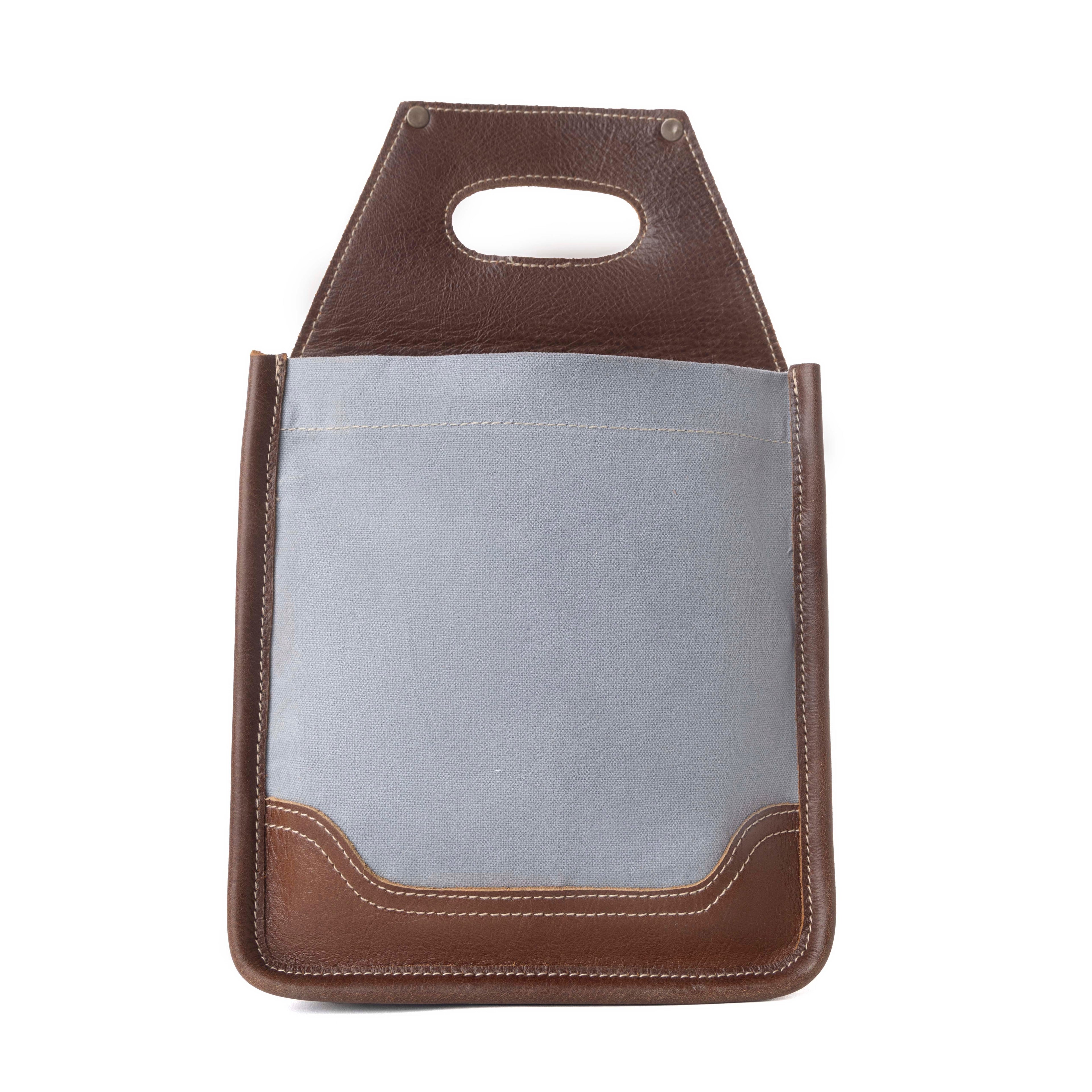 Porte-bière Myra Barrelcut en cuir et toile, blanc cèdre