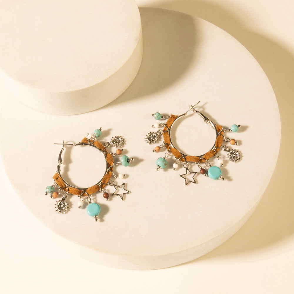 Boucles d'oreilles créoles Myra Corral Charm en Sky Vein