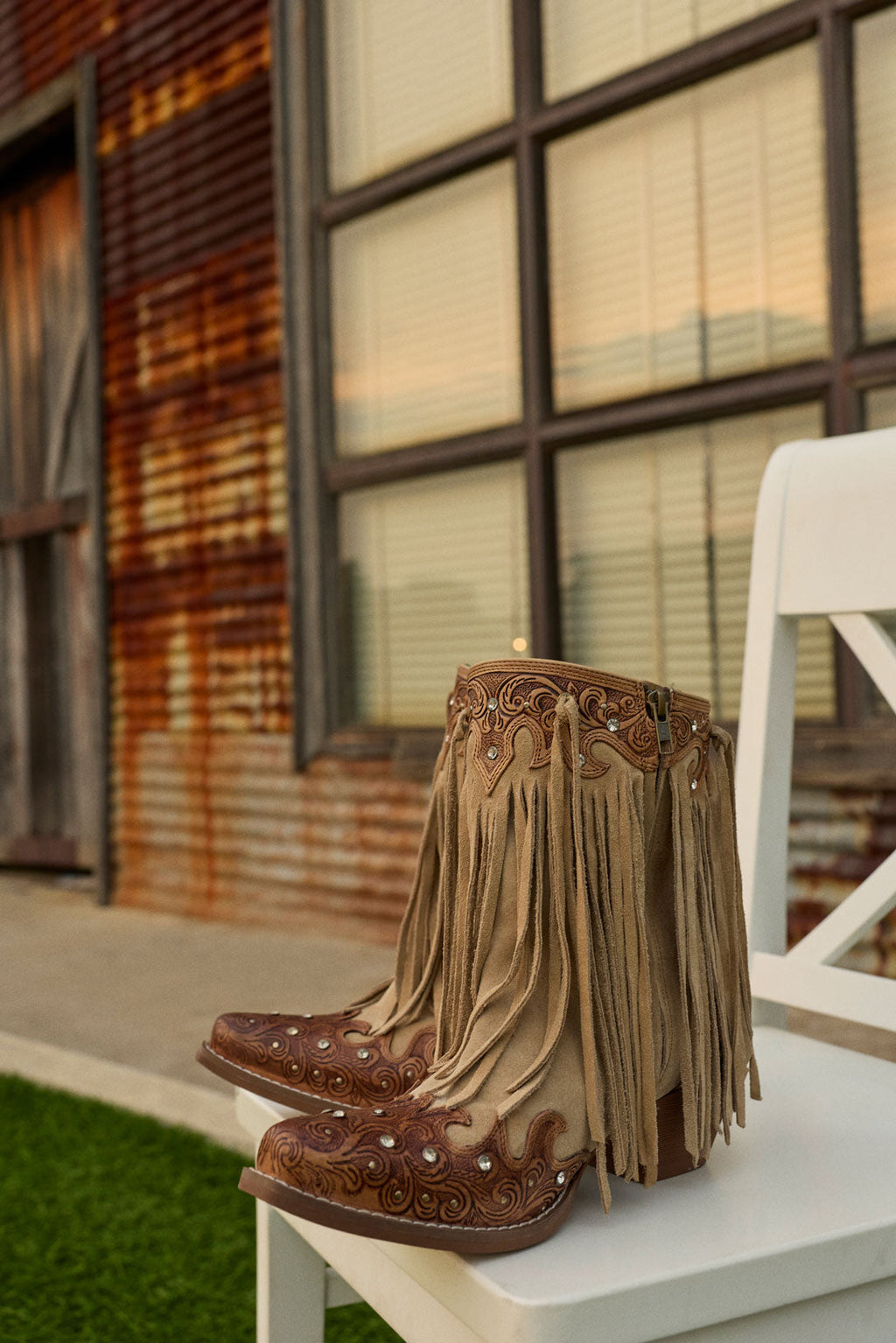 Bottes à franges Nashville Nights Myra pour femme, coloris Ember, en cuir véritable façonné main avec pierres Swarovski