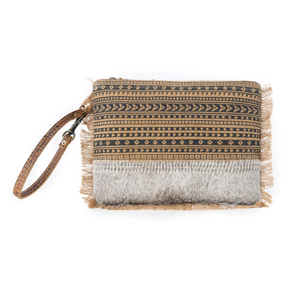 Pochette Myra Trailmark Western pour femme, couleur olive avec détails en poil de vache.