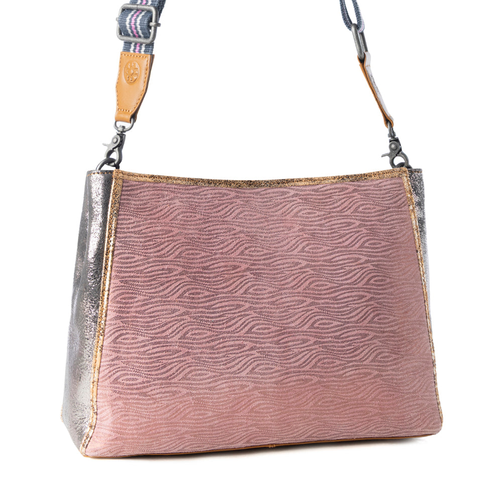 Sac en cuir Myra Rosemist pour femme en rose avec détails texturés et bandoulière