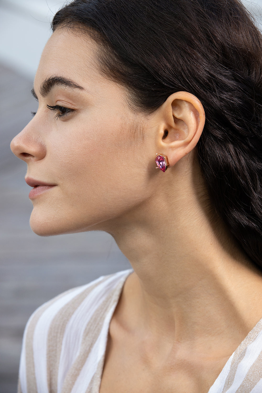 Boucles d'oreilles clous Mauve Précieux