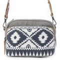 Sac bandoulière Myra Temptation motif tribal pour femme – Devant en toile géométrique, bandoulière réglable en cuir pour un style western au quotidien