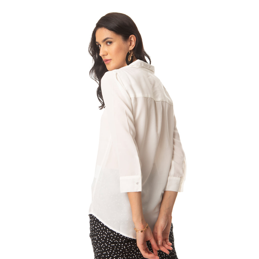 Chemise chic blanche minimaliste