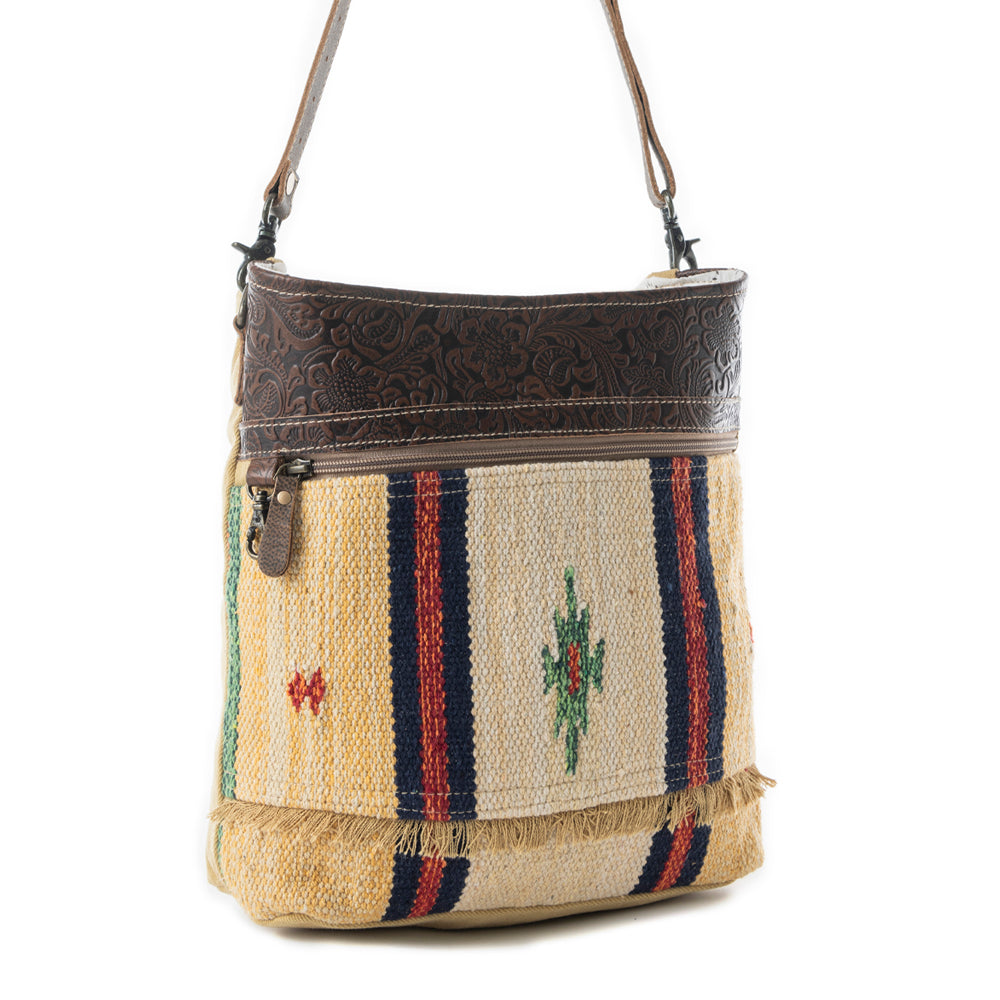 Sac à bandoulière jaune et parfumé