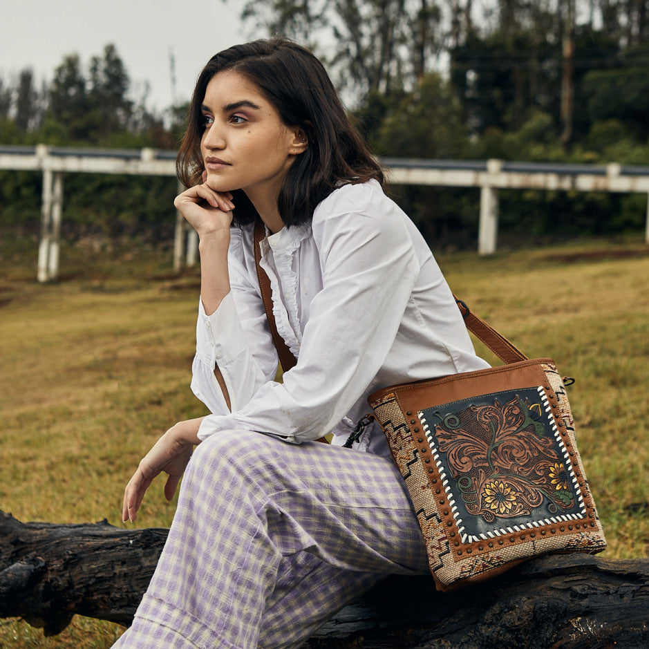 Sac ciselé Floral Embers