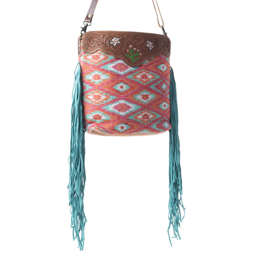 Sac en cuir repoussé rose Pantone