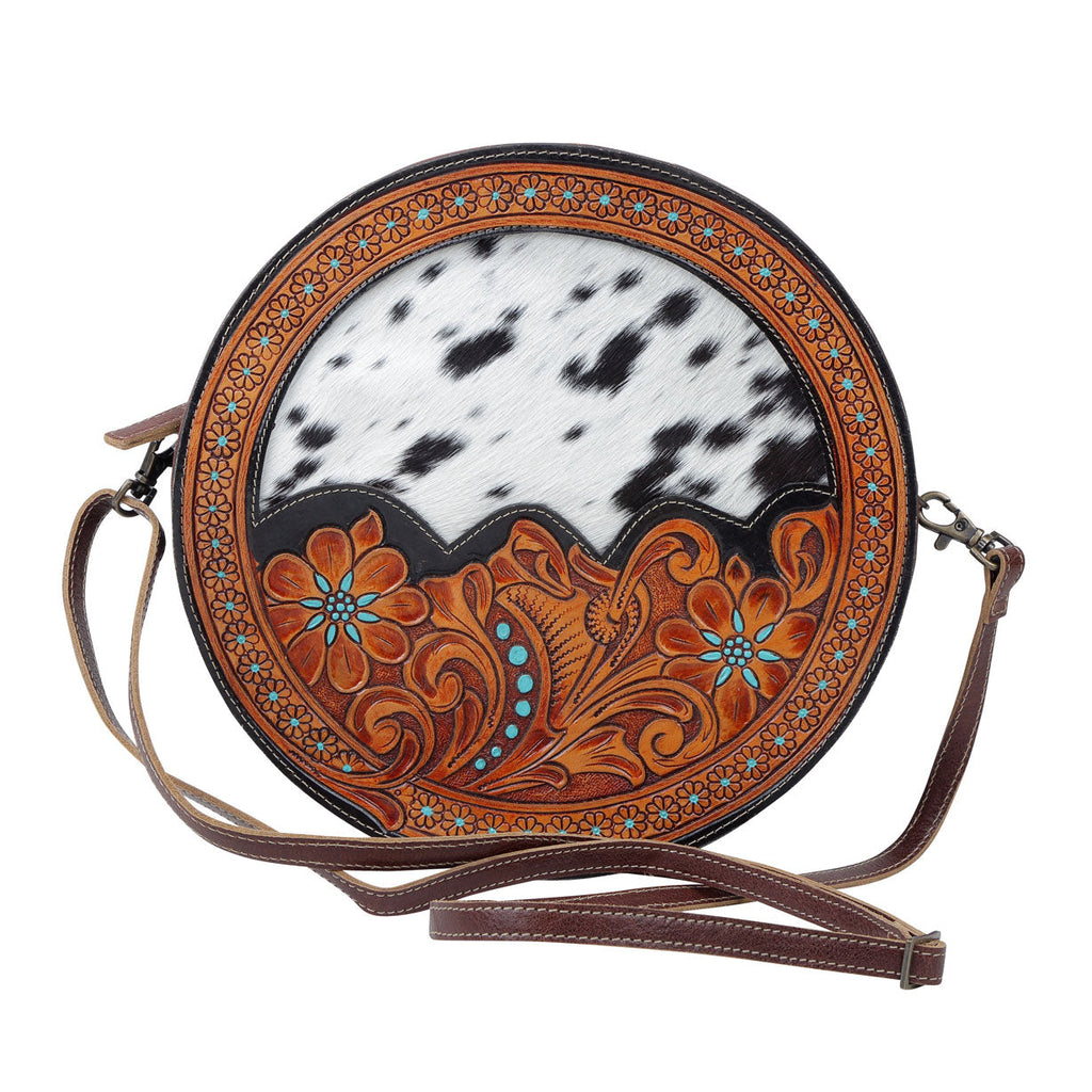 Sac bandoulière rond en cuir de veau Myra Simply Sober – Sac circulaire fleuri et en peau de vache, gravé à la main, pour les aventures du Carnaval