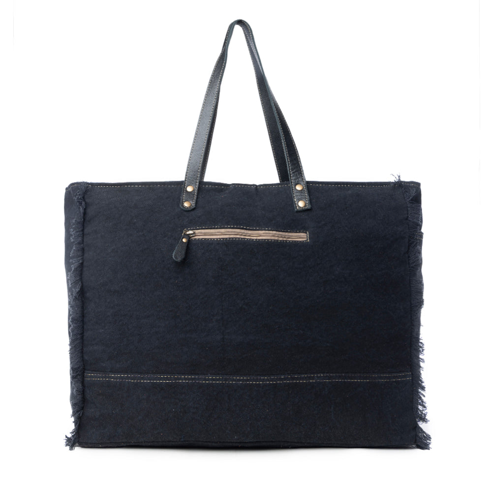 Joli sac en cuir repoussé
