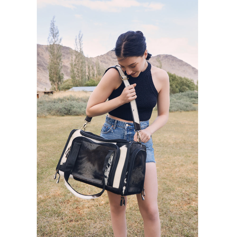 Sac pour chien en cuir chevelu de couleur fumée
